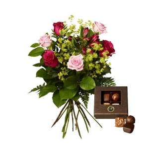 Namnsdagspresent Blommor & Choklad